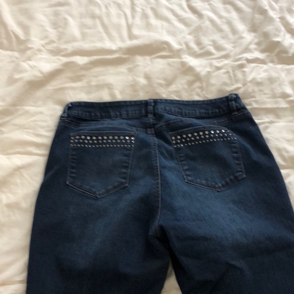 Jeans - Picture 3 of 4